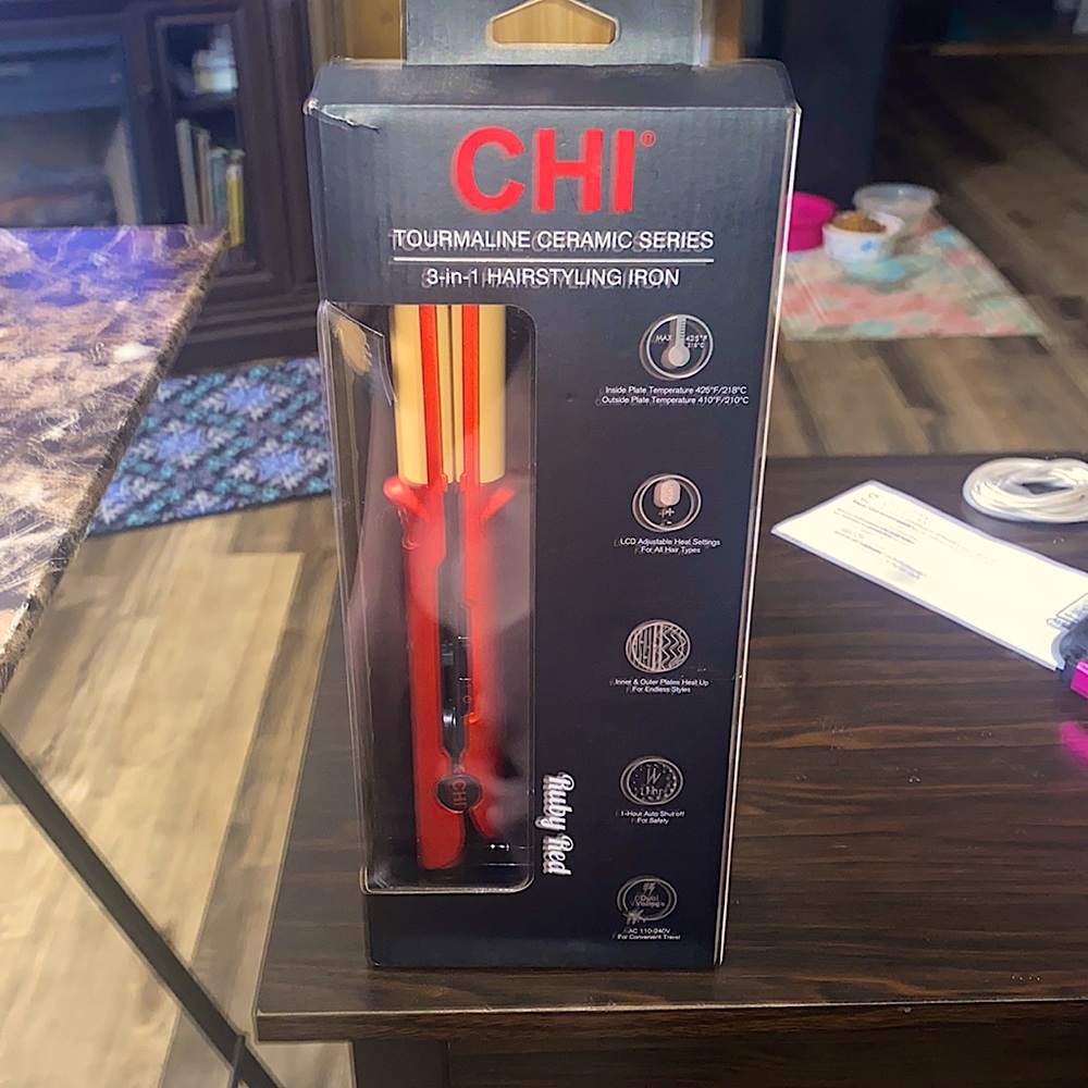 CHI 3-1 hairstyling iron brand new in the box
